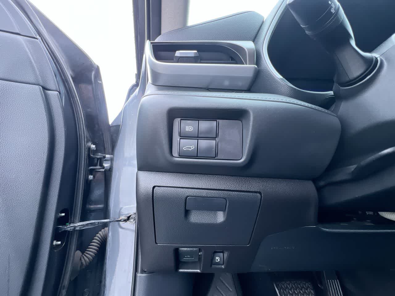 2020 Toyota Highlander XLE 18