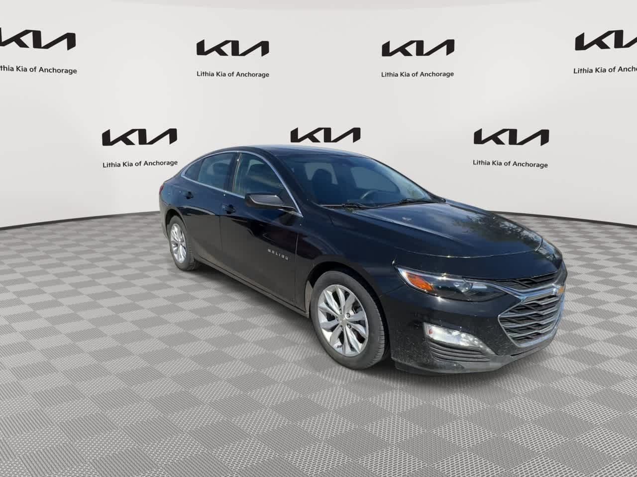 Thumbnail: 2024 Chevrolet Malibu - 3