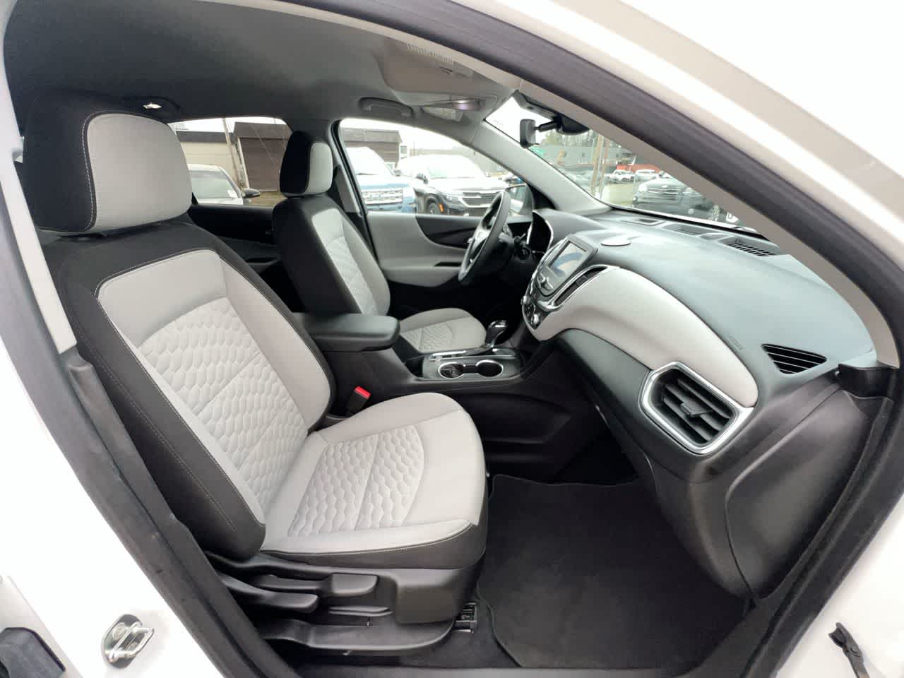 Thumbnail: 2021 Chevrolet Equinox - 28