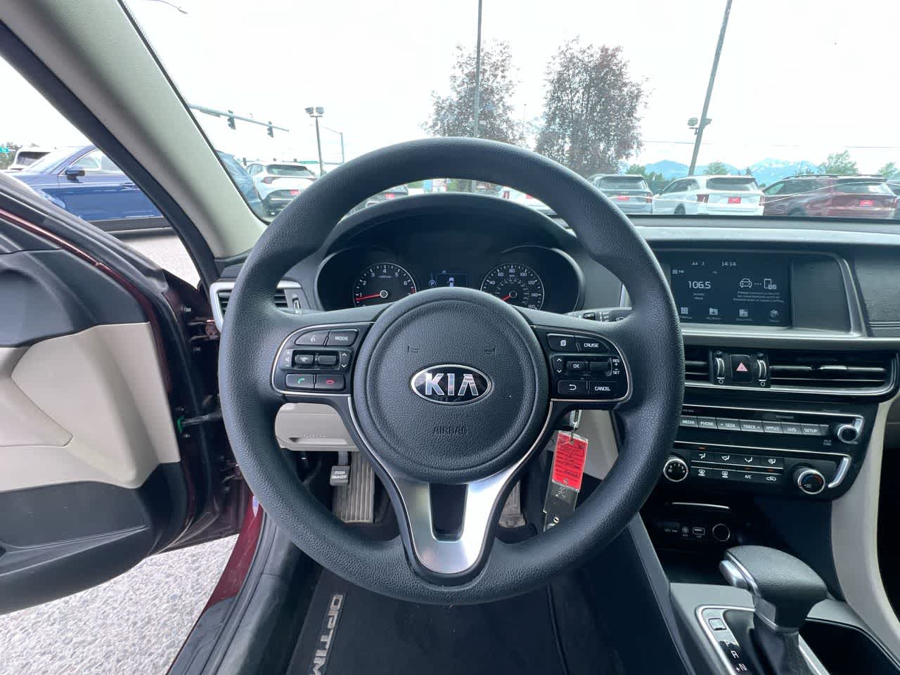 Thumbnail: 2018 Kia Optima - 14