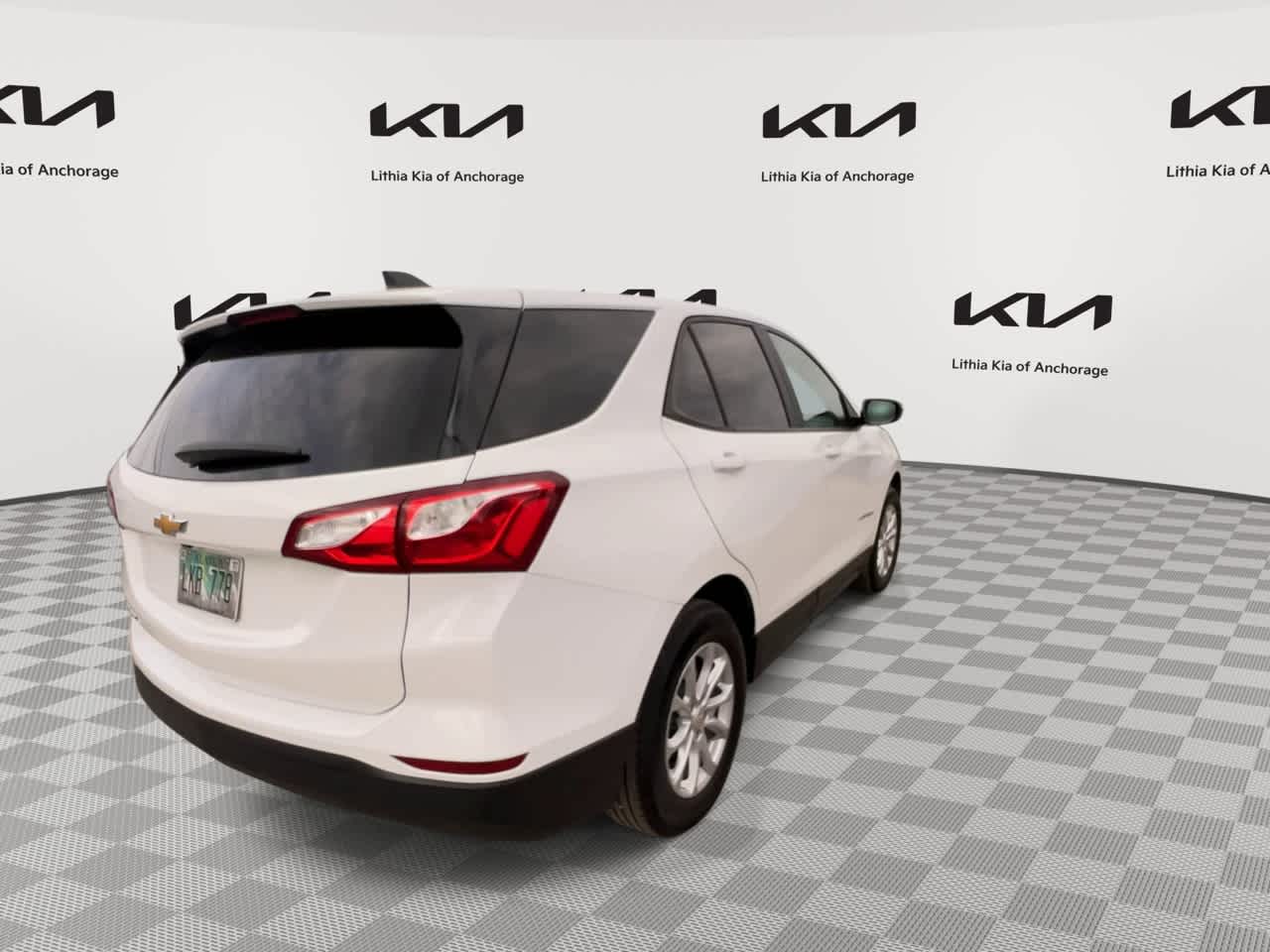 Thumbnail: 2021 Chevrolet Equinox - 9
