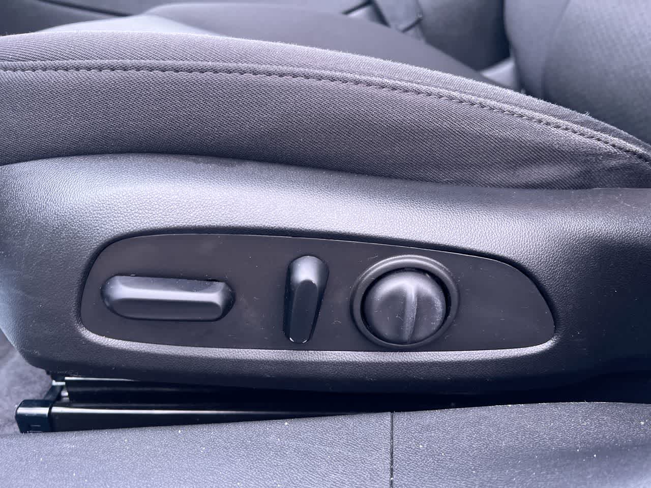 Thumbnail: 2023 Chevrolet Malibu - 12