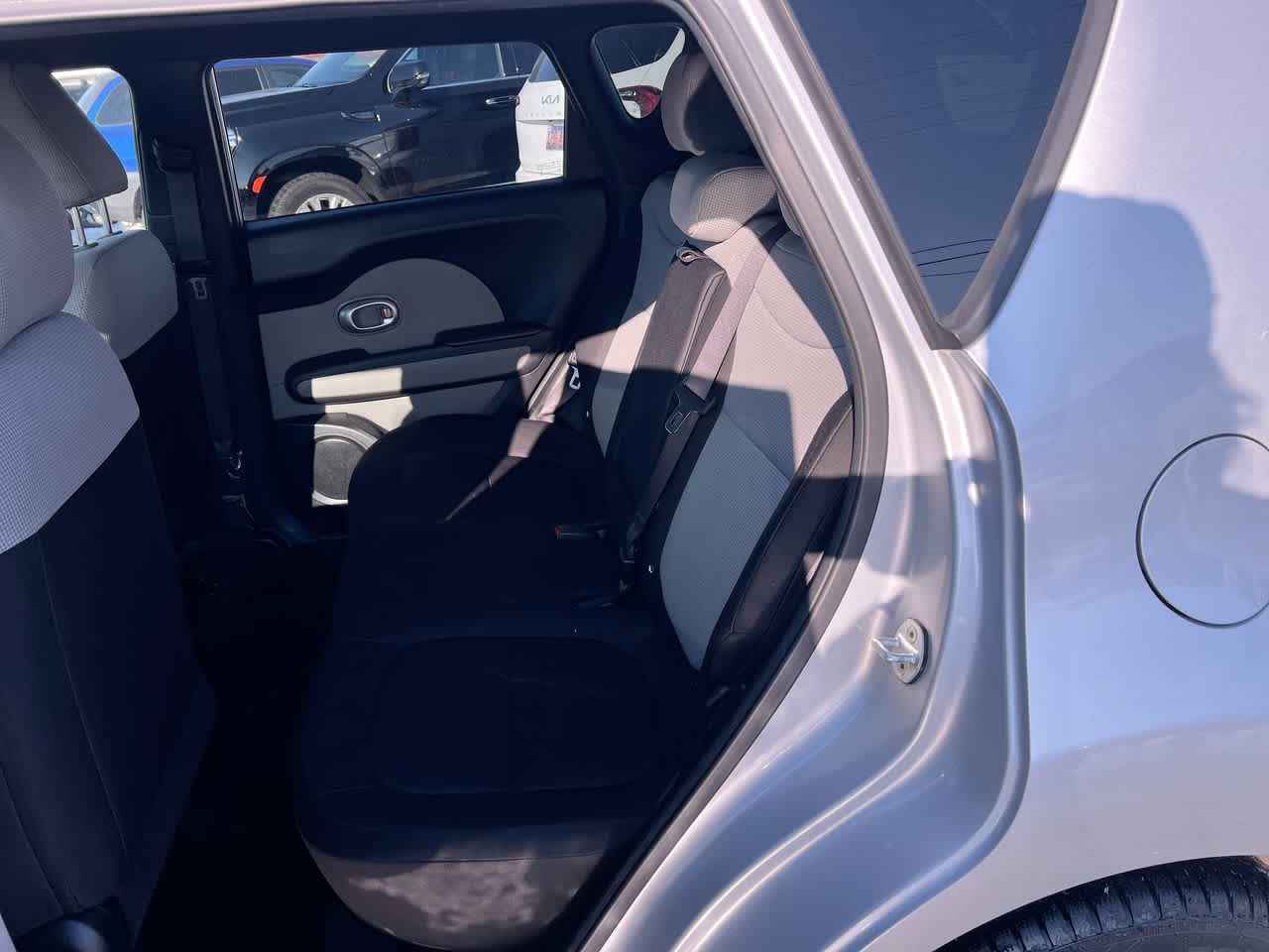 Thumbnail: 2014 Kia Soul - 23