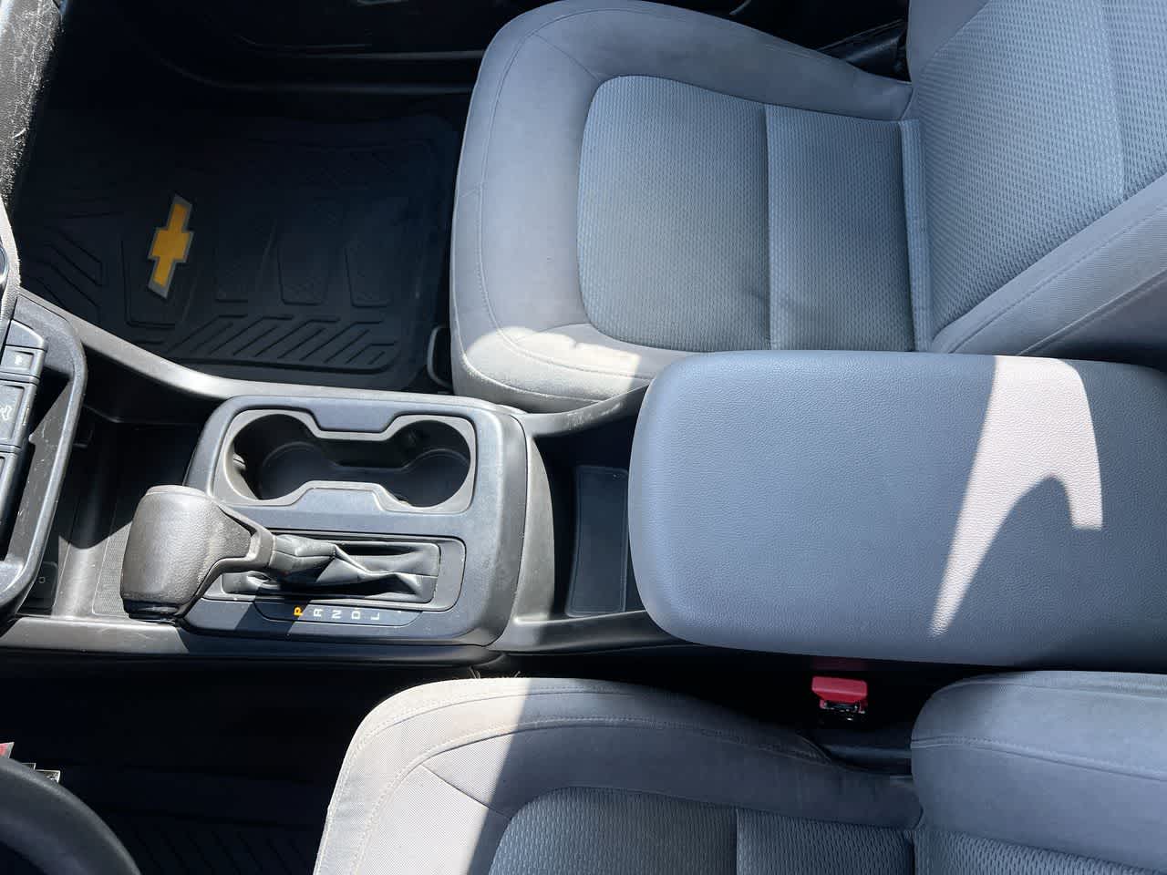Thumbnail: 2016 Chevrolet Colorado - 21