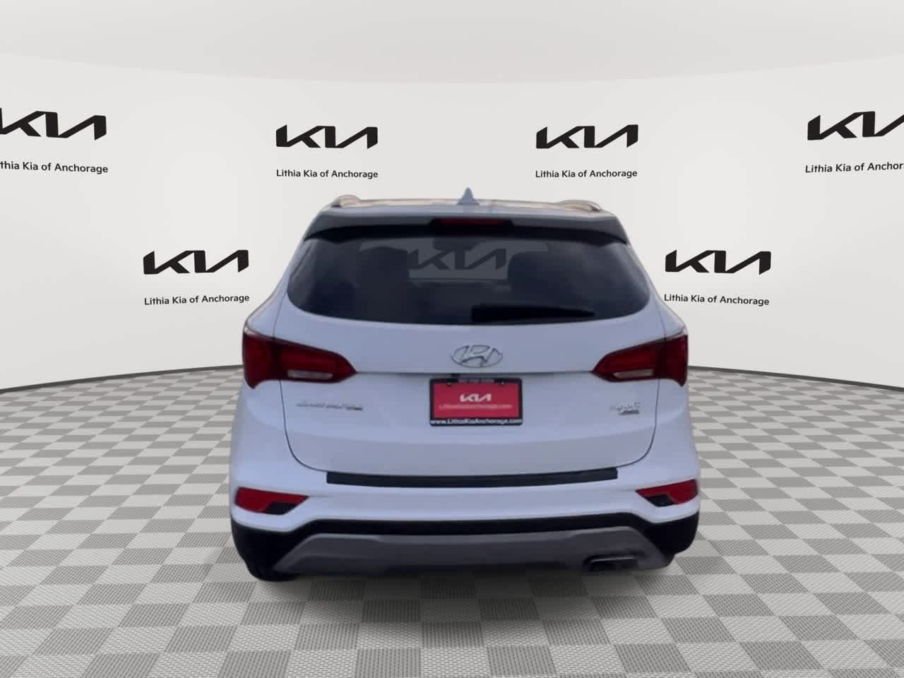 Thumbnail: 2017 Hyundai Santa Fe - 7