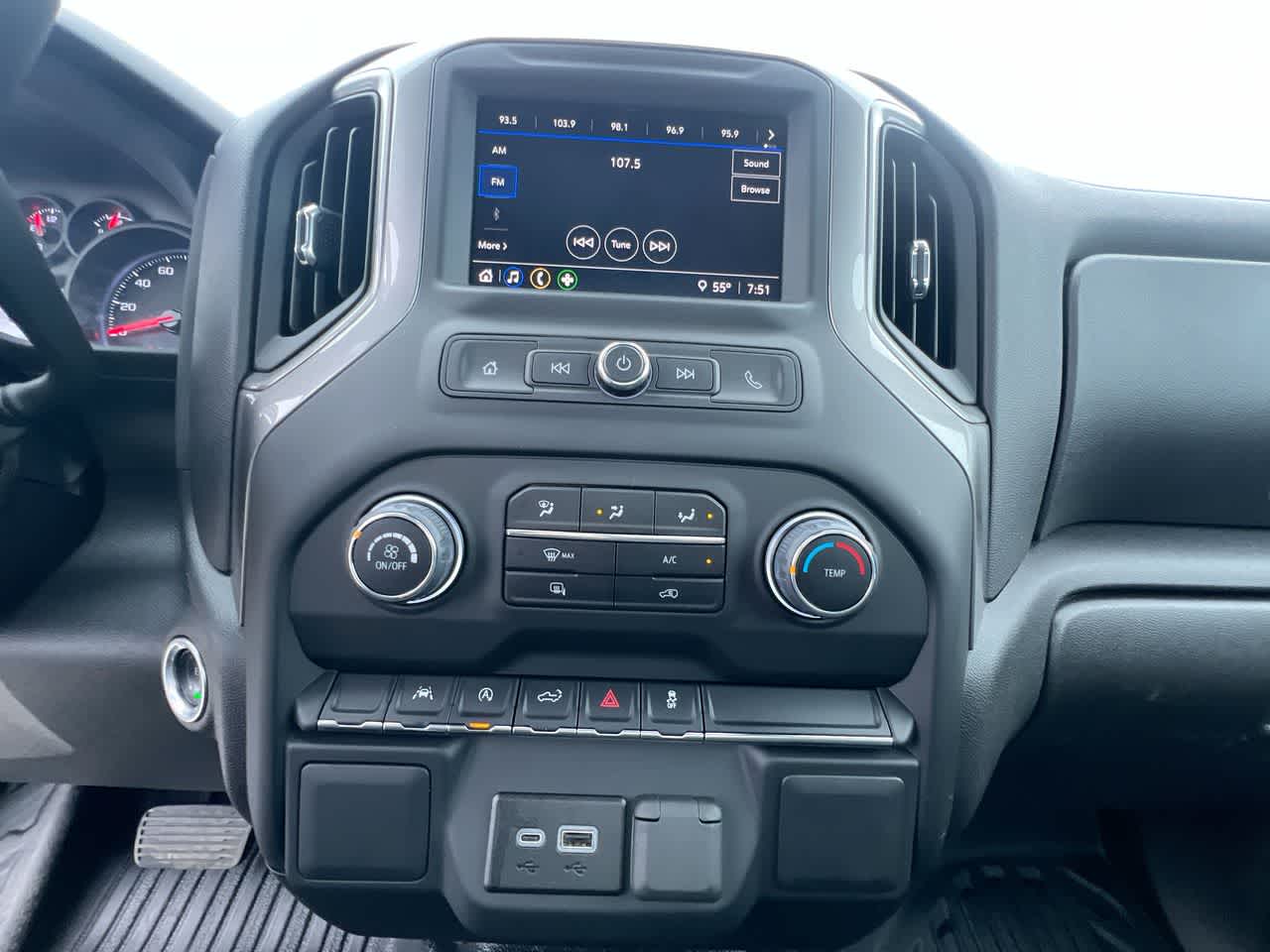 Thumbnail: 2024 Chevrolet Silverado 1500 - 19