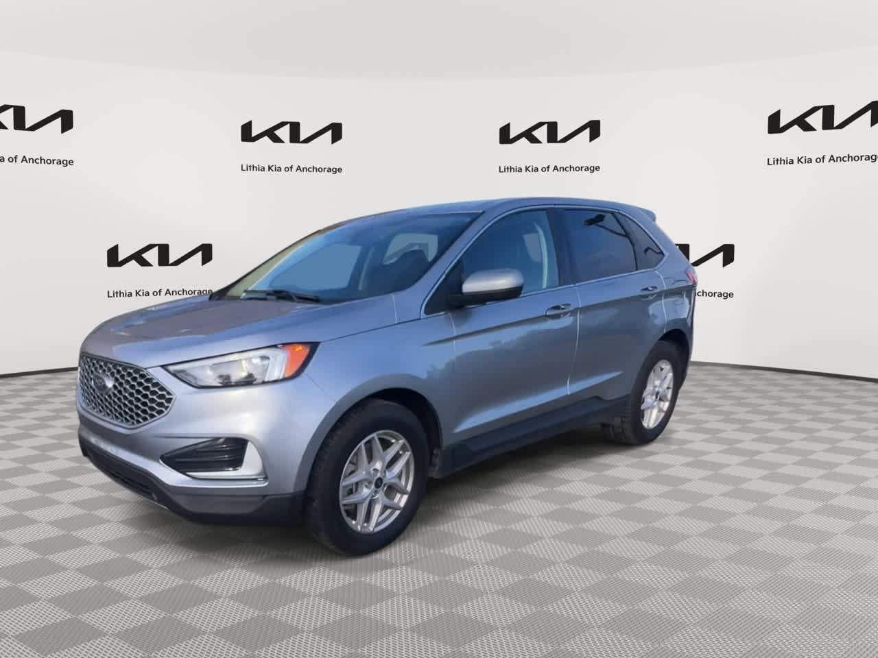 Thumbnail: 2023 Ford Edge - 4