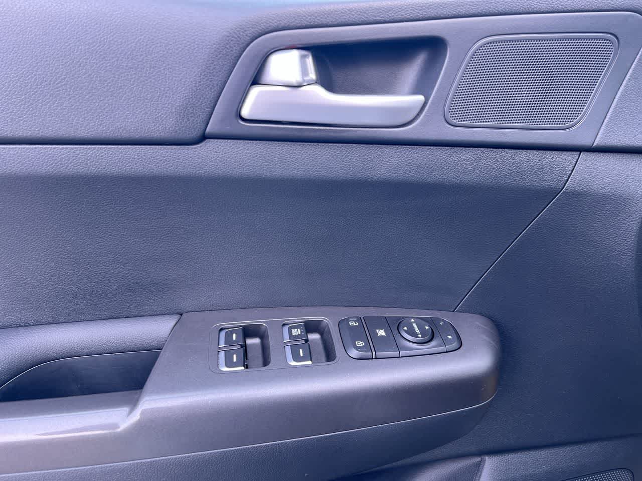 Thumbnail: 2019 Kia Sportage - 13