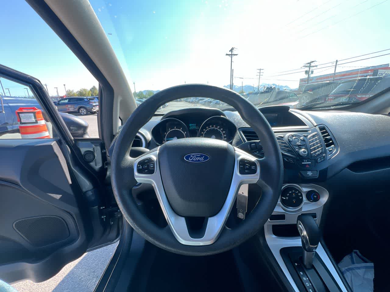 2018 Ford Fiesta SE 14