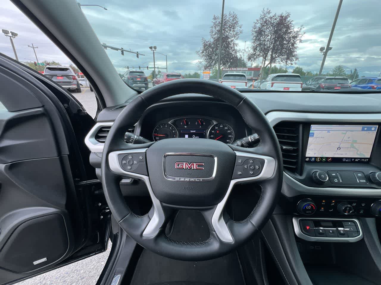 Thumbnail: 2023 GMC Acadia - 14