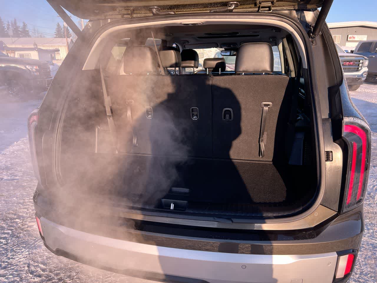 Thumbnail: 2023 Kia Telluride - 27