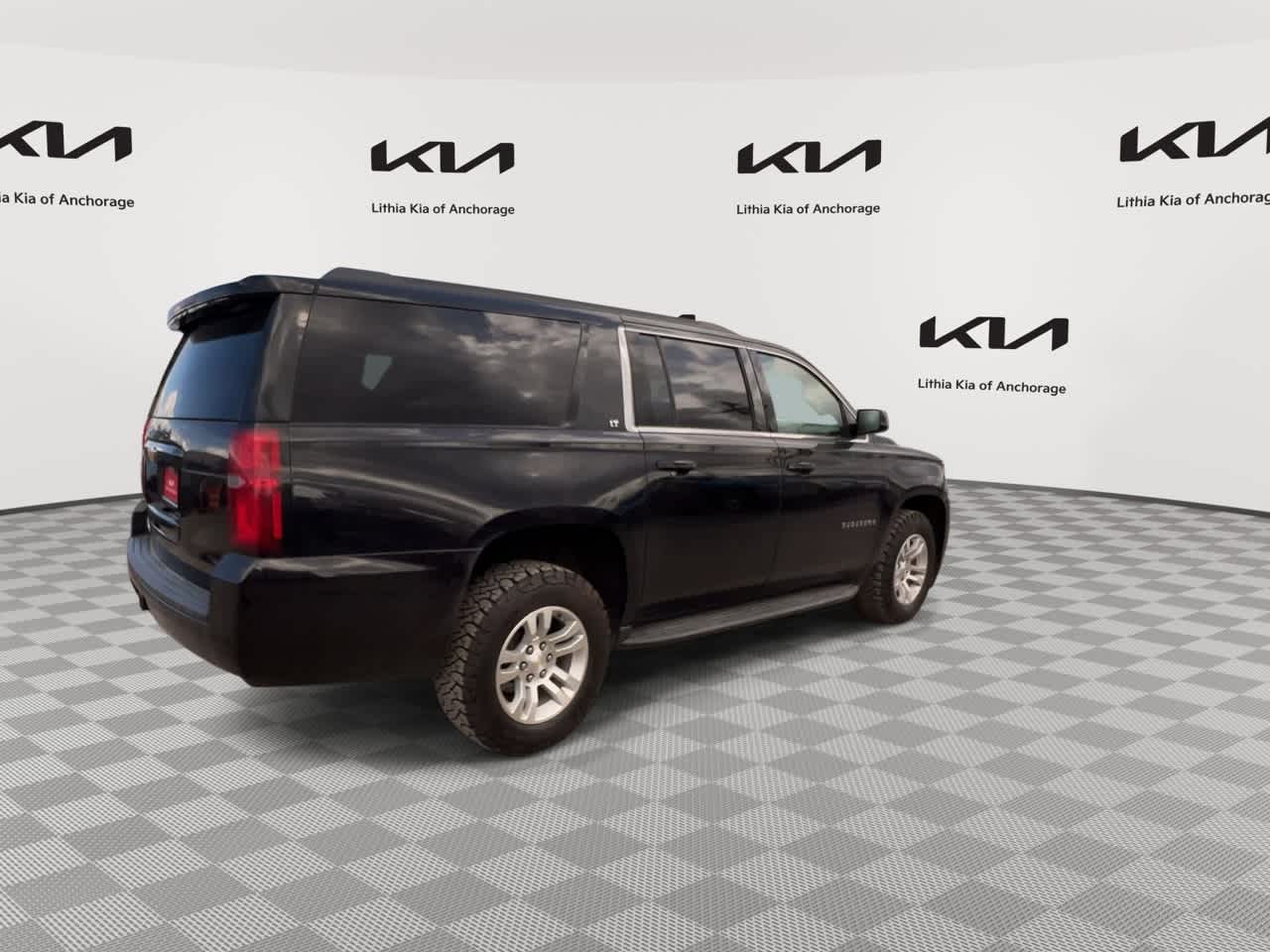 Thumbnail: 2019 Chevrolet Suburban - 9