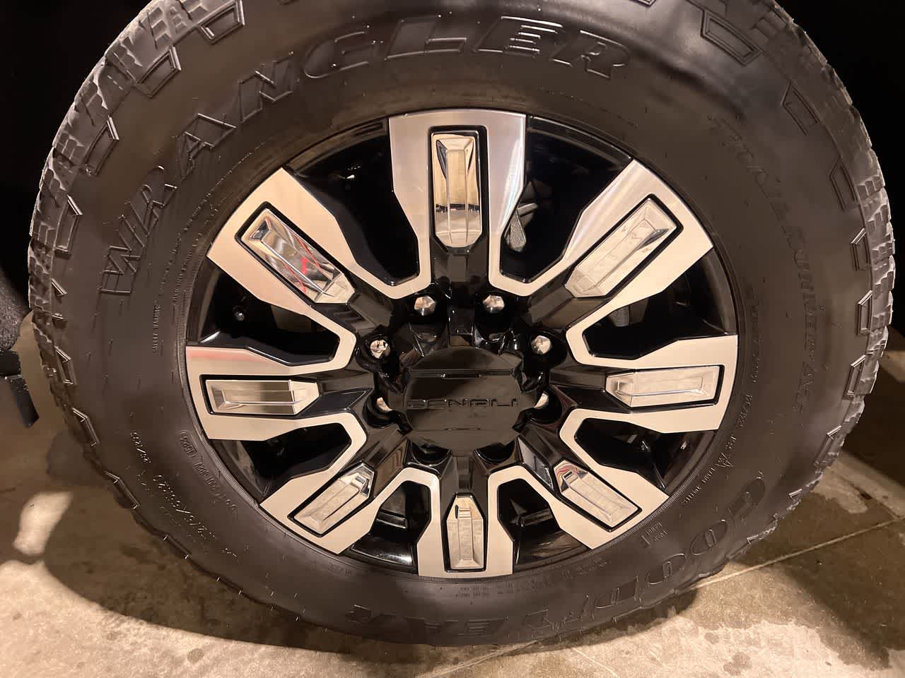 Thumbnail: 2024 GMC Sierra 3500 - 10