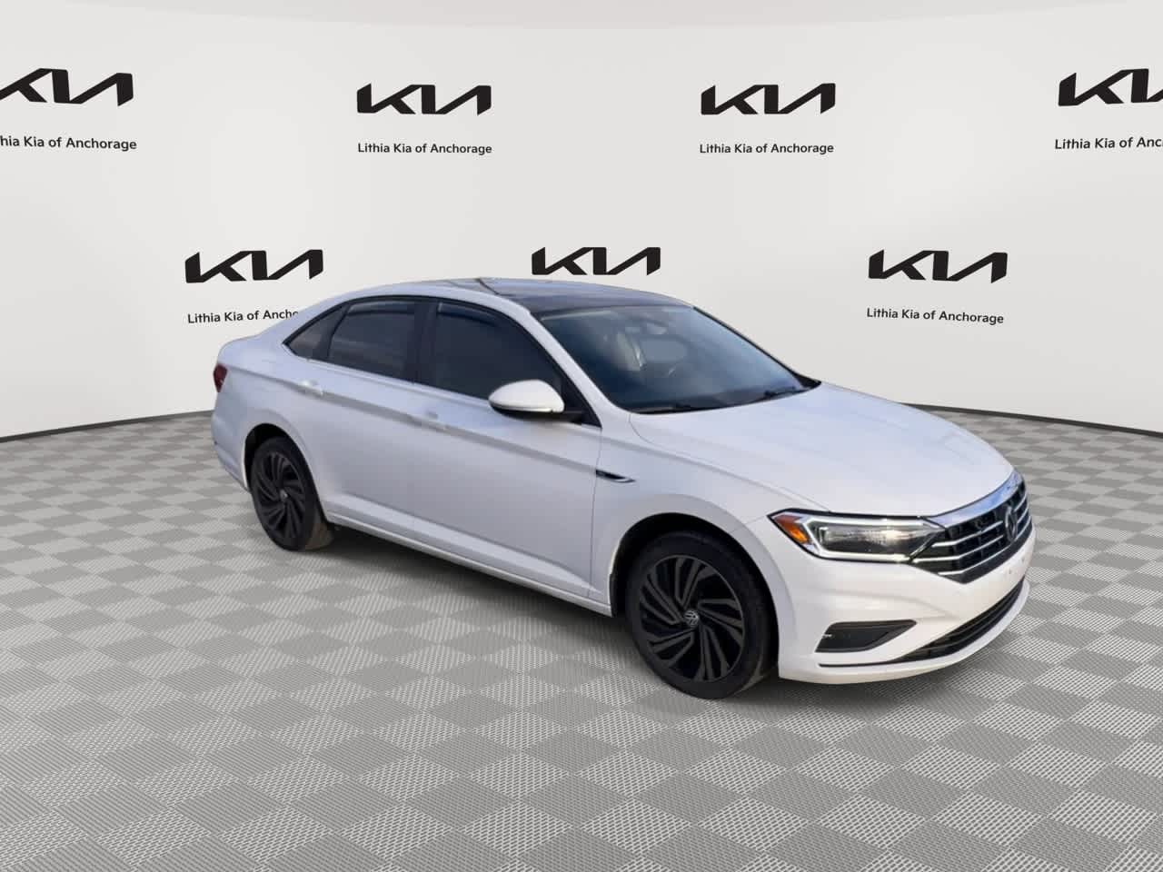 Thumbnail: 2019 Volkswagen Jetta - 2
