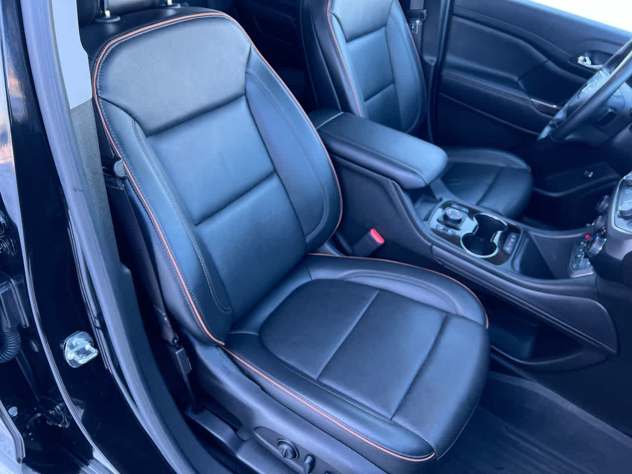 Thumbnail: 2023 GMC Acadia - 28