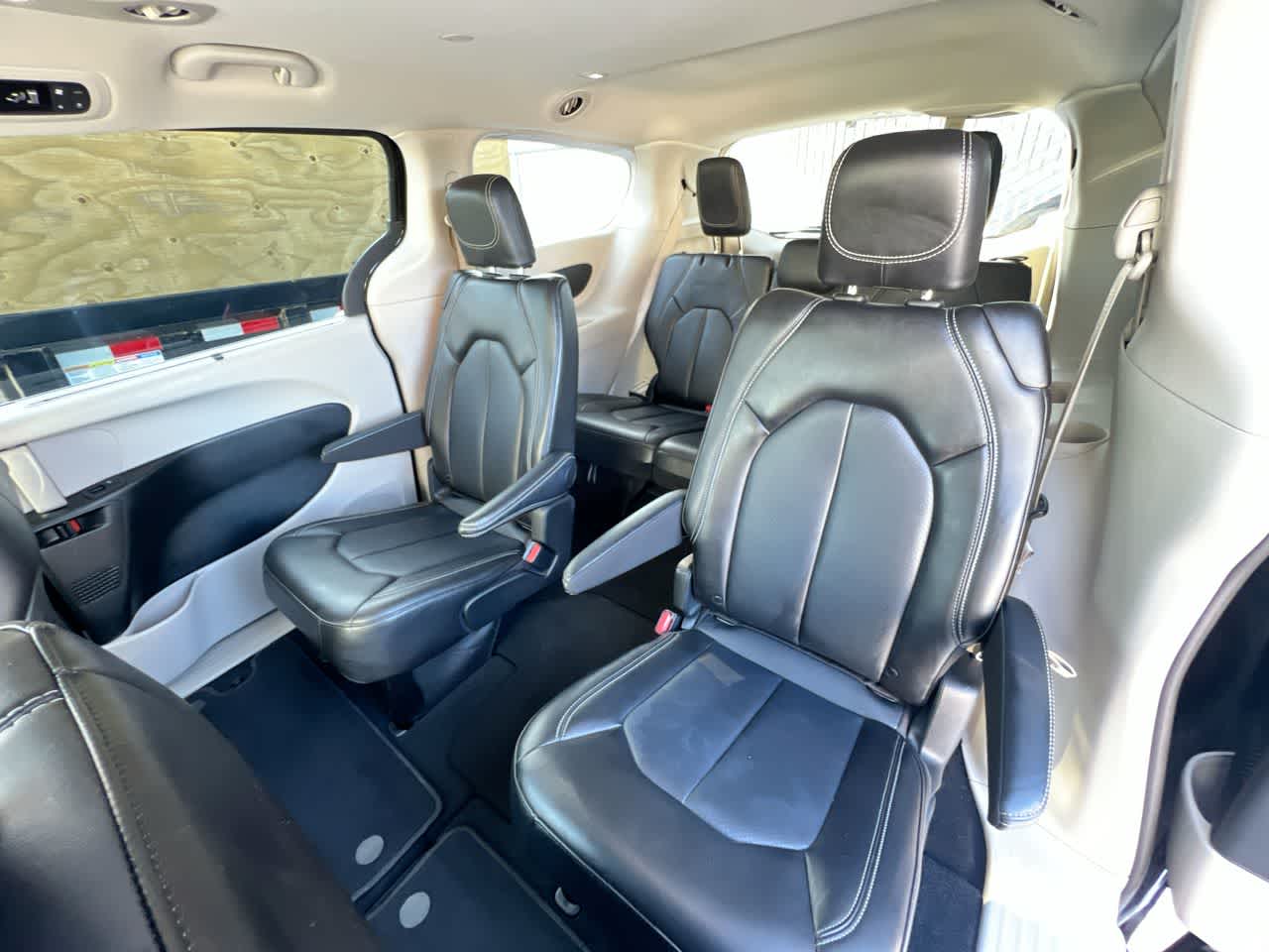 Thumbnail: 2024 Chrysler Pacifica - 23