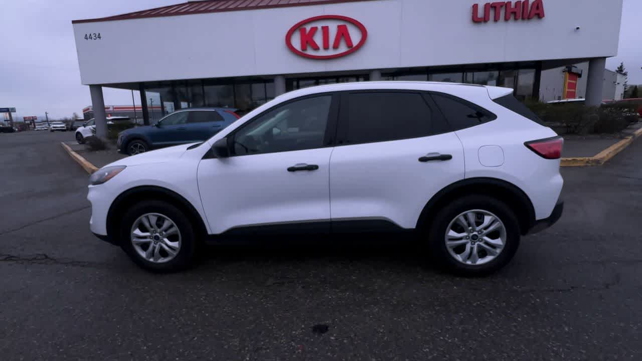 Thumbnail: 2021 Ford Escape - 5