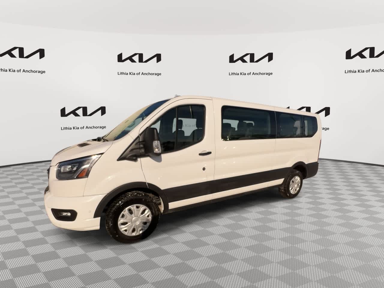 Thumbnail: 2023 Ford Econoline - 4