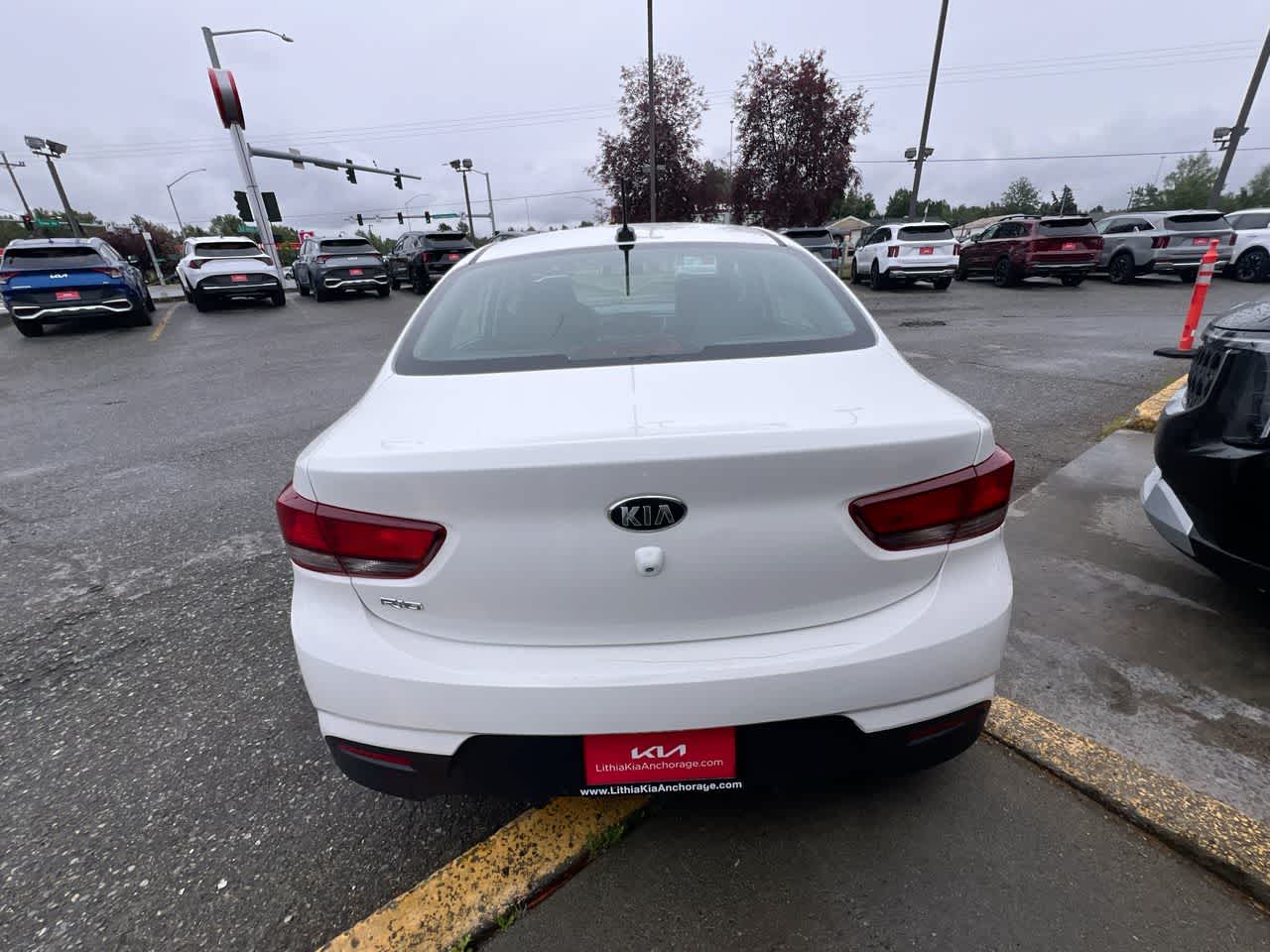 Thumbnail: 2019 Kia Rio - 27