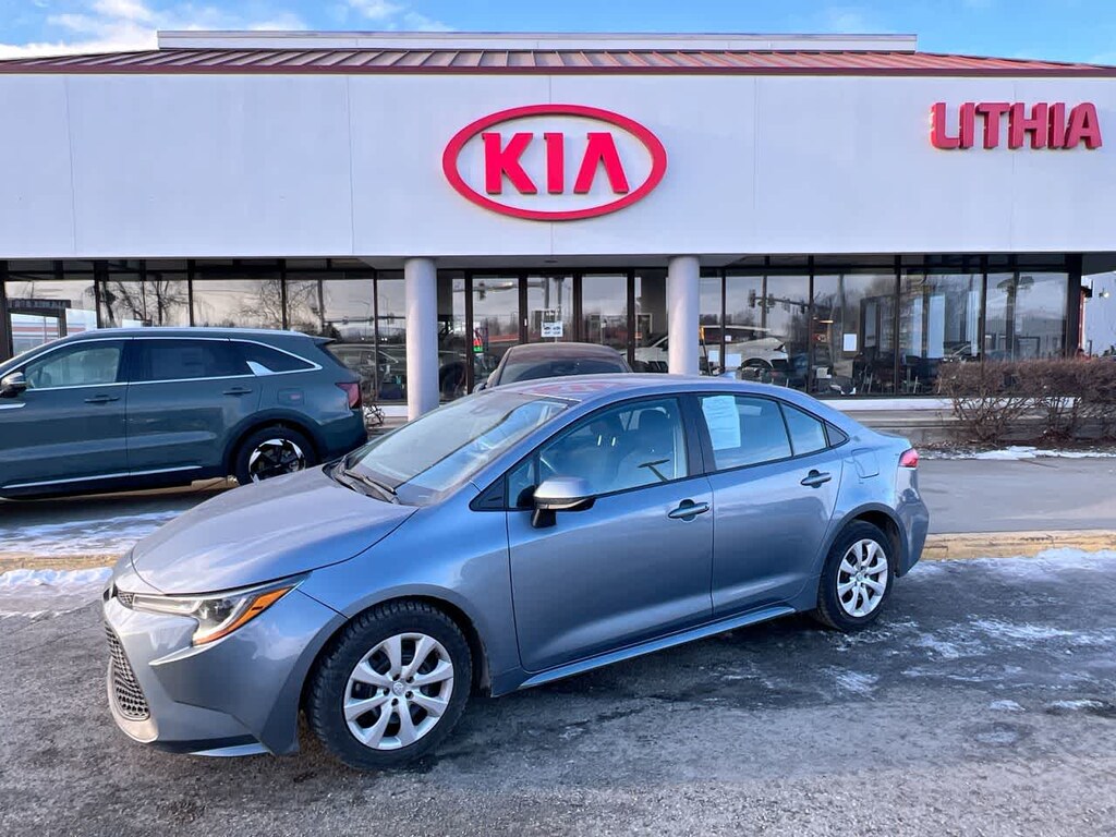 Used 2022 Toyota Corolla LE Sedan