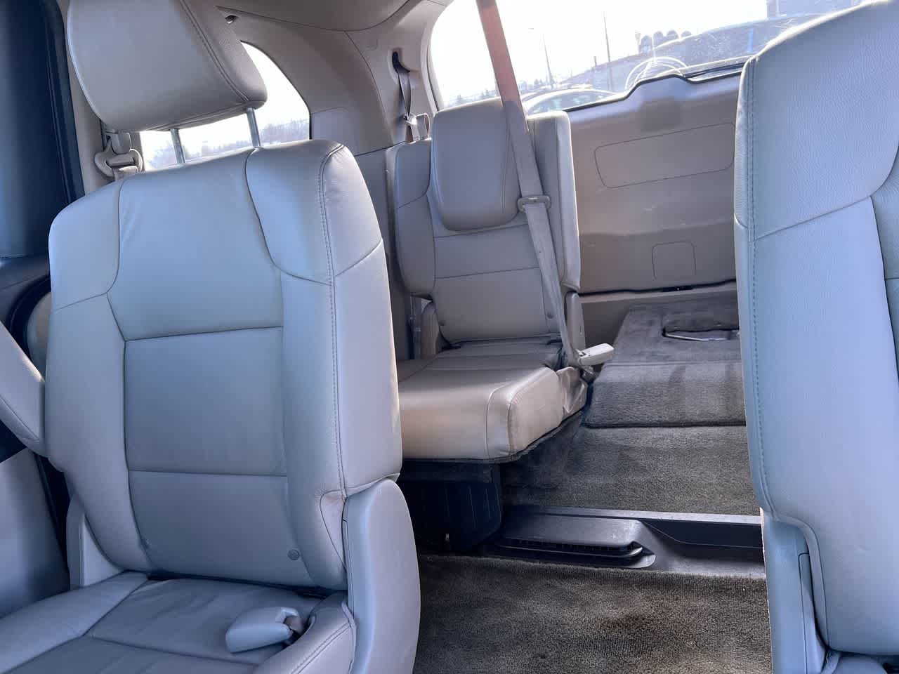 Thumbnail: 2015 Honda Odyssey - 24