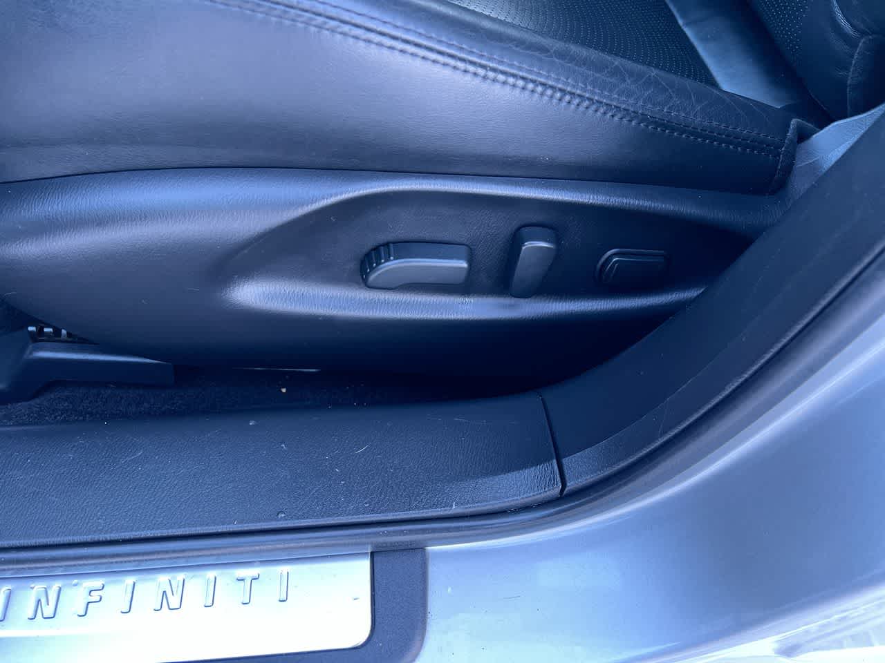 Thumbnail: 2019 INFINITI Q70 - 12