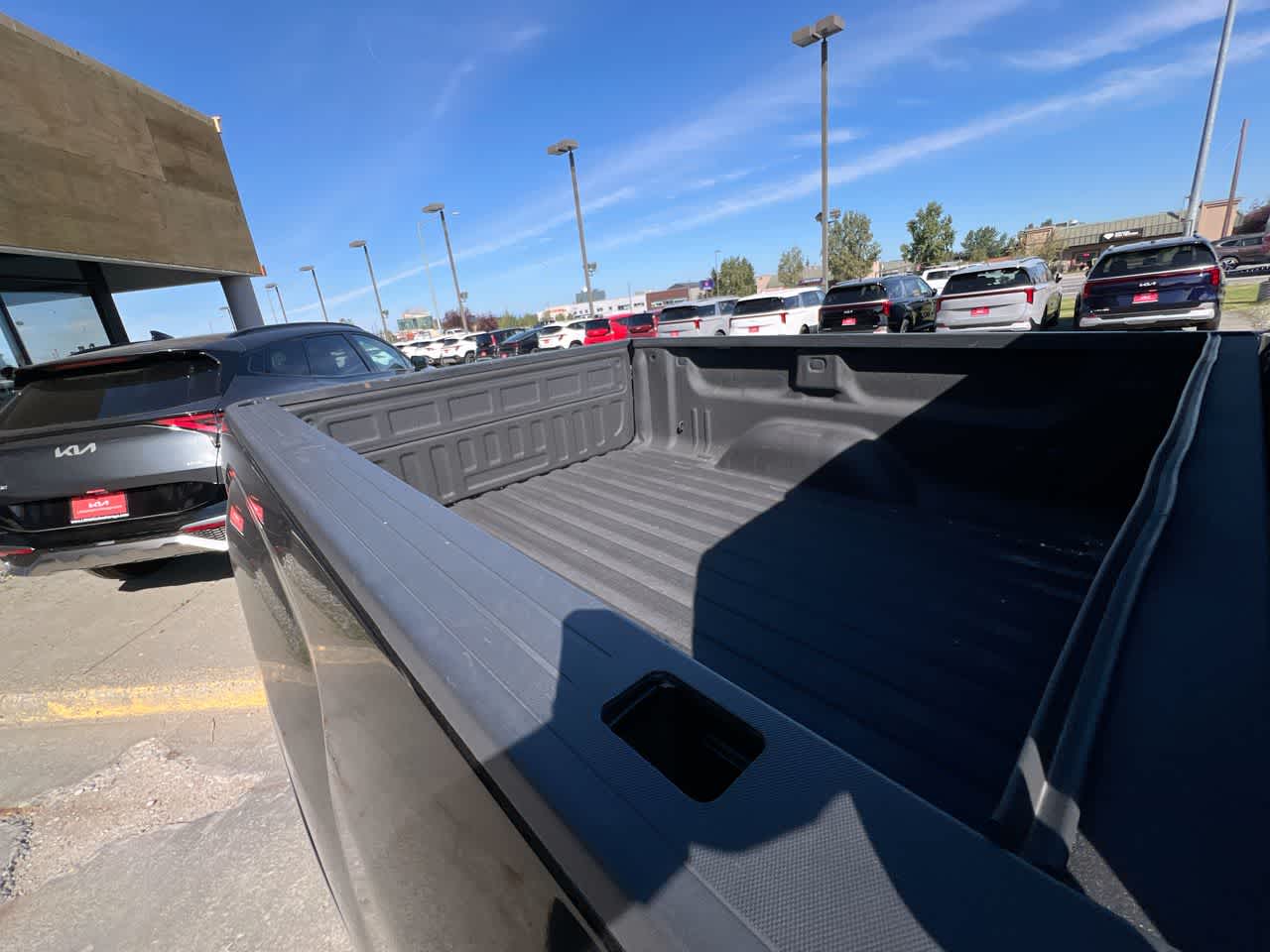 Thumbnail: 2018 GMC Sierra 2500 - 25