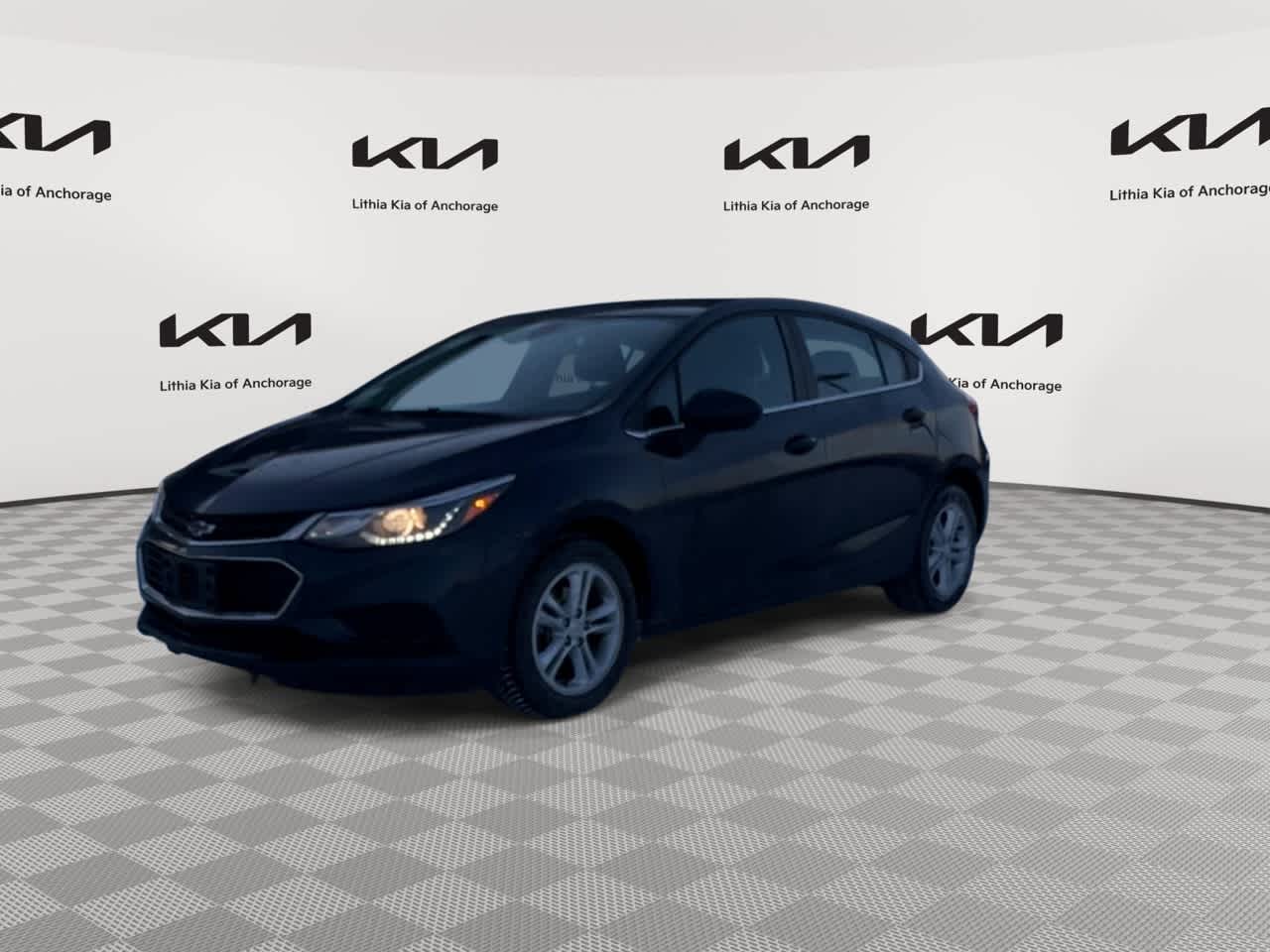 Thumbnail: 2018 Chevrolet Cruze - 4