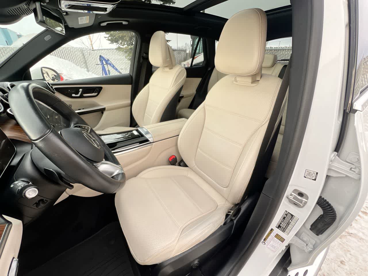 Thumbnail: 2024 Mercedes-Benz GLC - 11