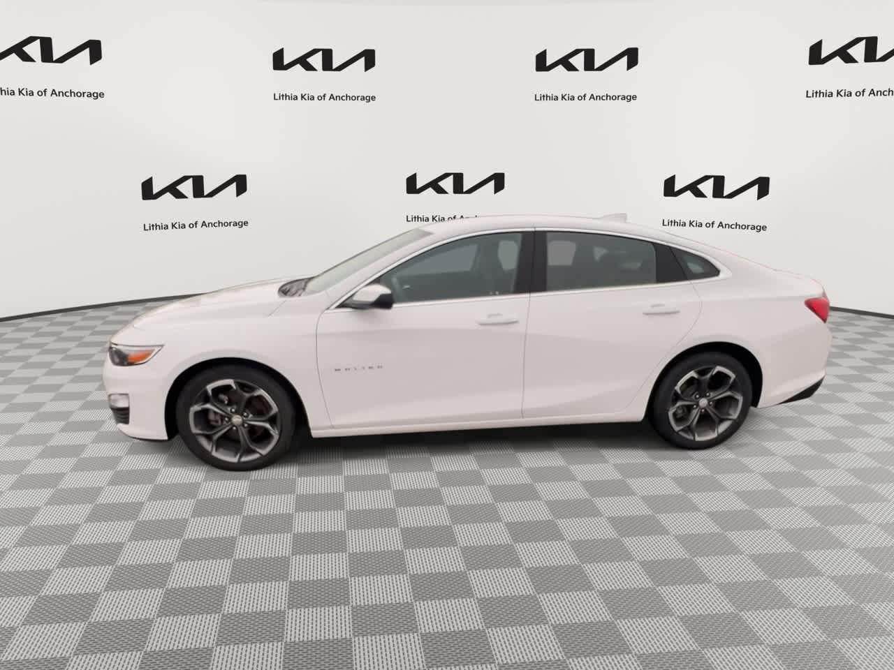 Thumbnail: 2023 Chevrolet Malibu - 5