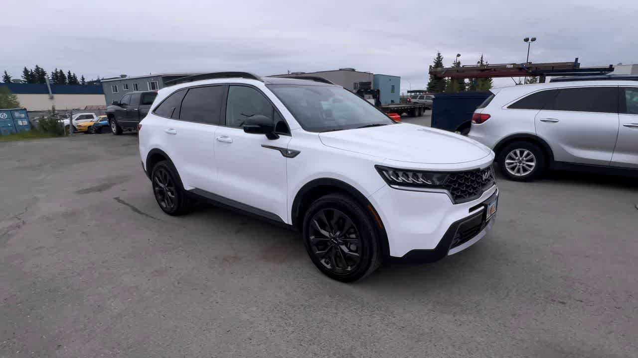 Thumbnail: 2022 Kia Sorento - 2