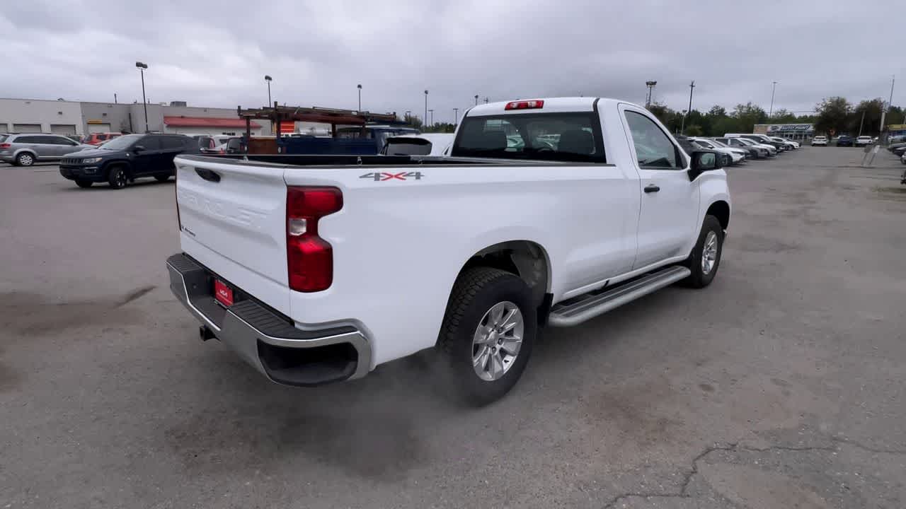 Thumbnail: 2024 Chevrolet Silverado 1500 - 8