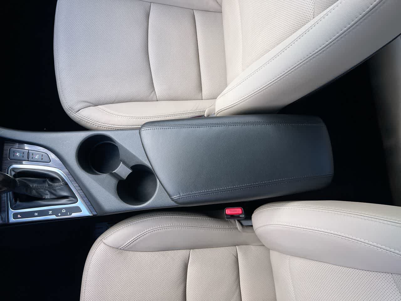 Thumbnail: 2012 Kia Optima - 21