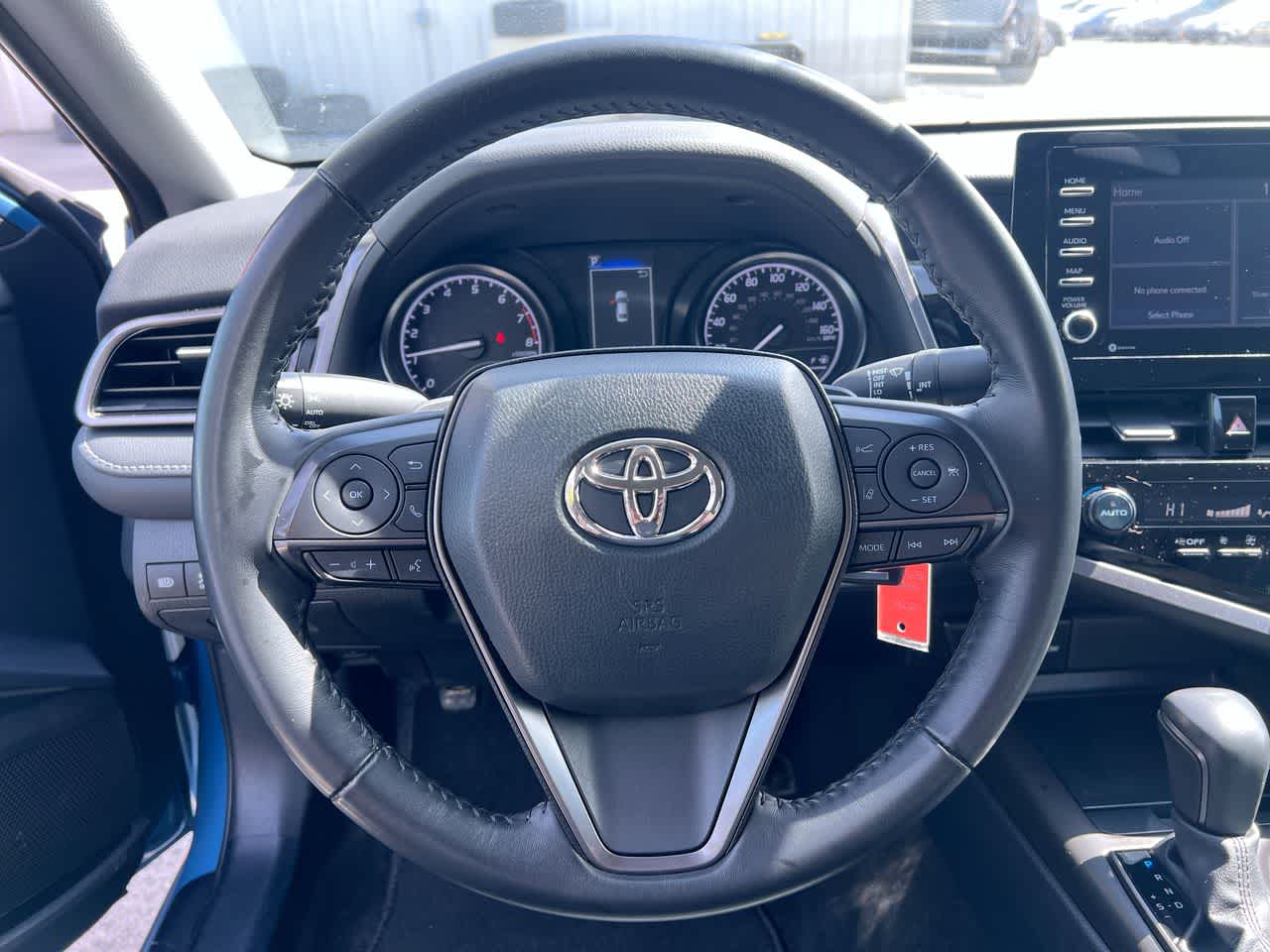 Thumbnail: 2023 Toyota Camry - 14