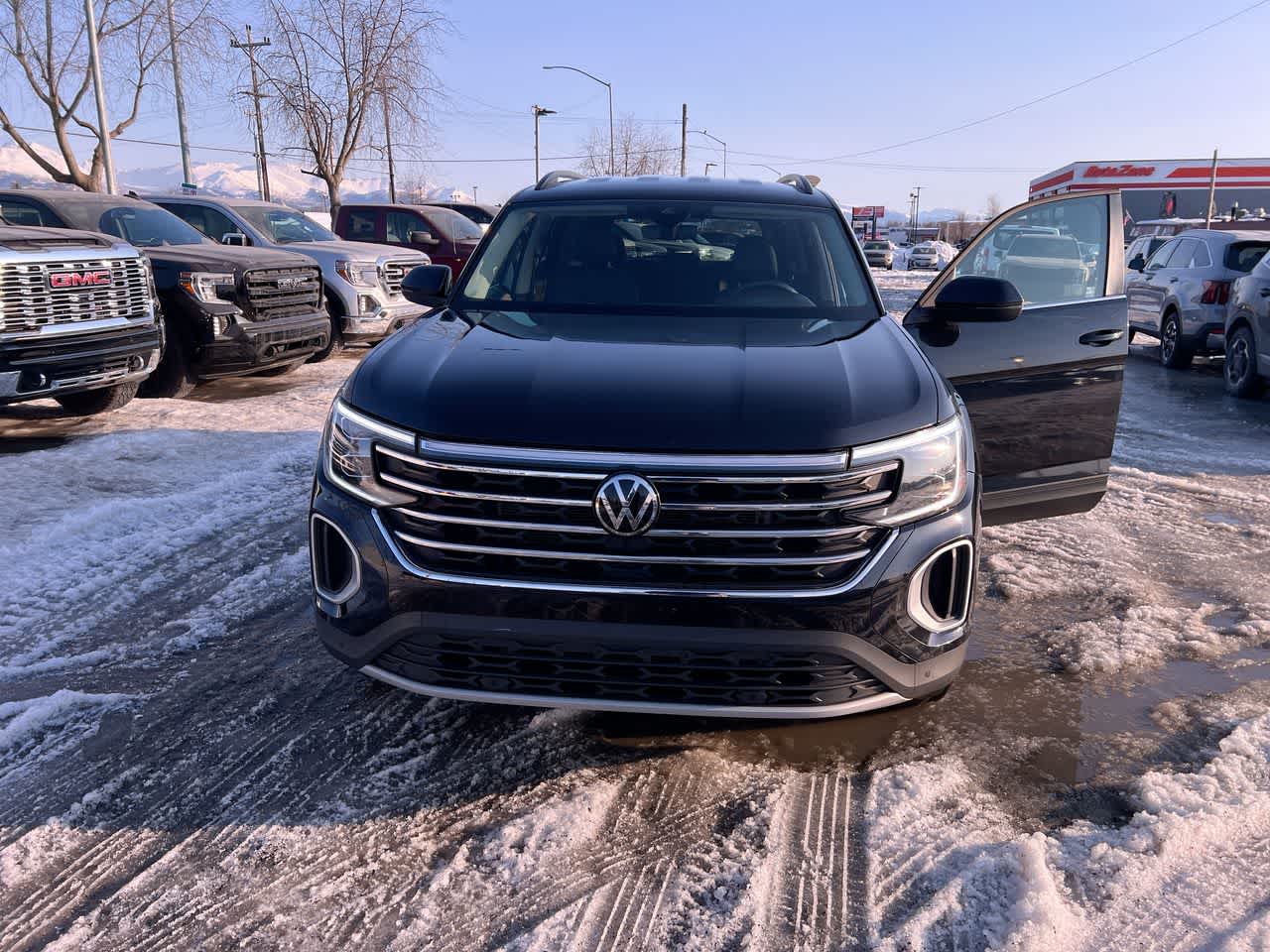 Thumbnail: 2025 Volkswagen Atlas - 29