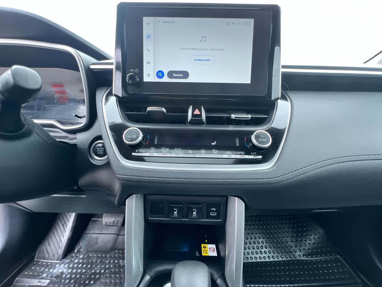 2023 Toyota Corolla Cross XLE 19