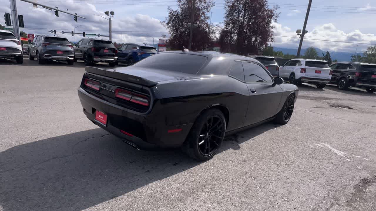 Thumbnail: 2018 Dodge Challenger - 8