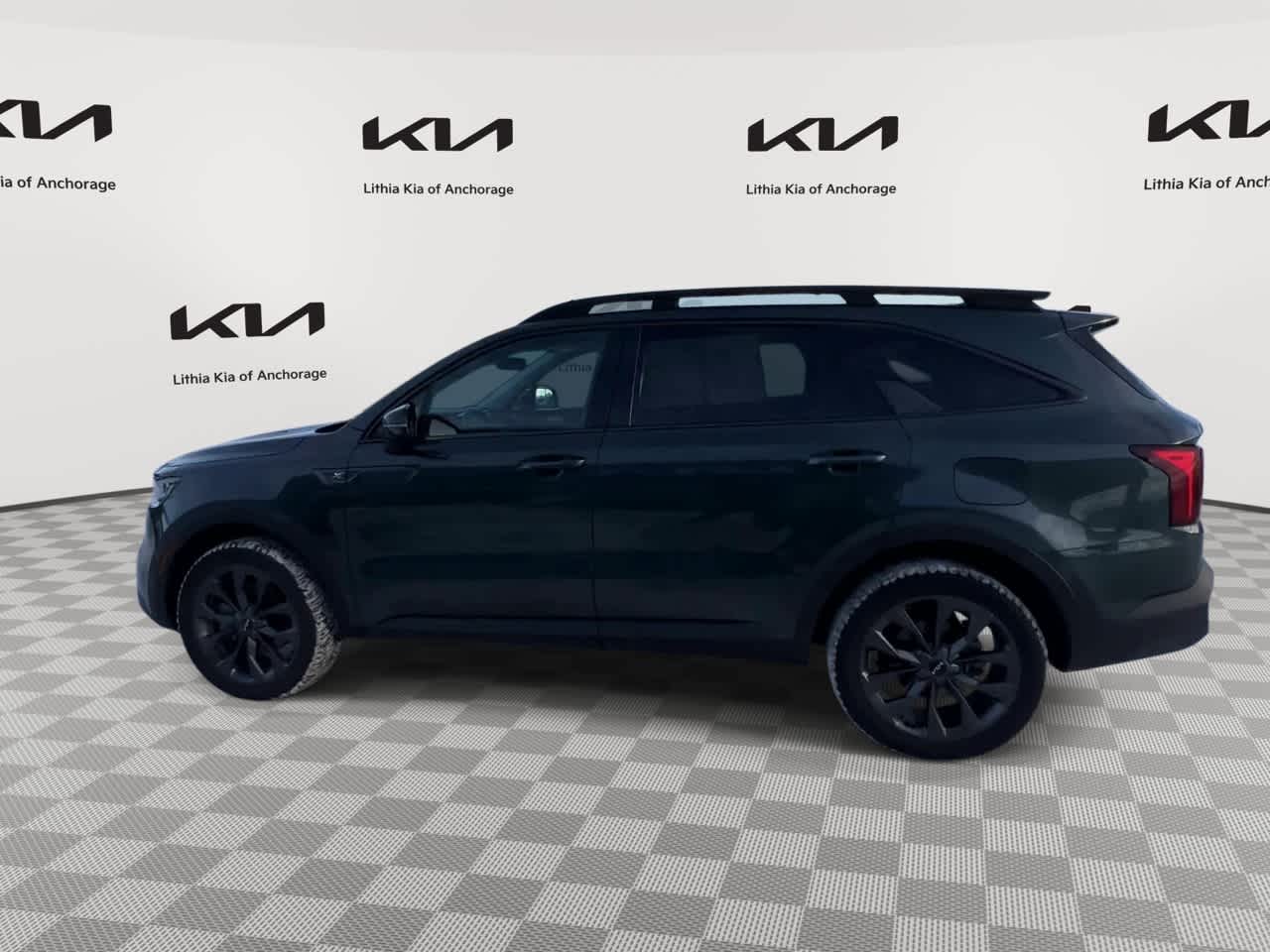 Thumbnail: 2023 Kia Sorento - 5