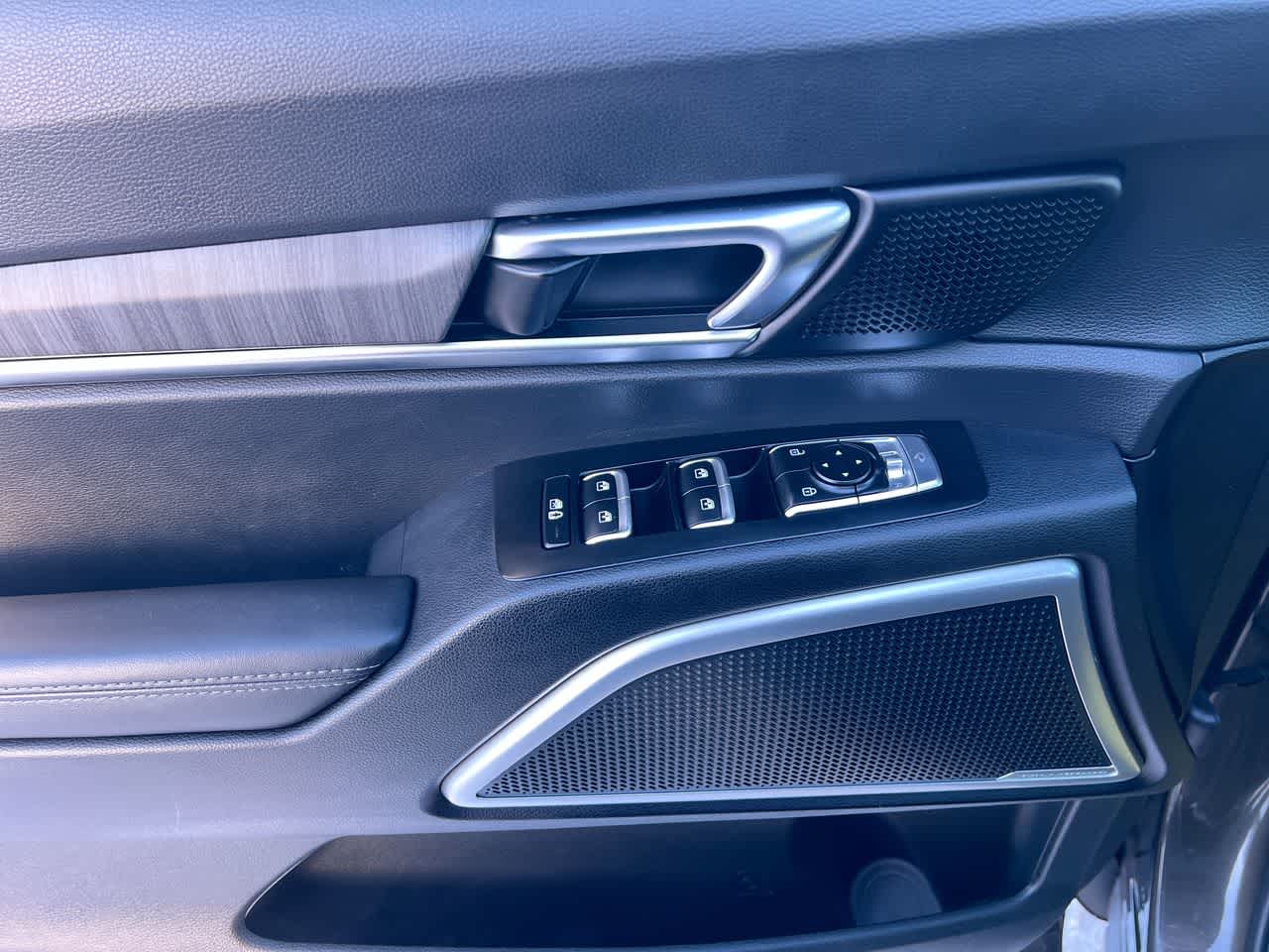 Thumbnail: 2023 Kia Telluride - 13