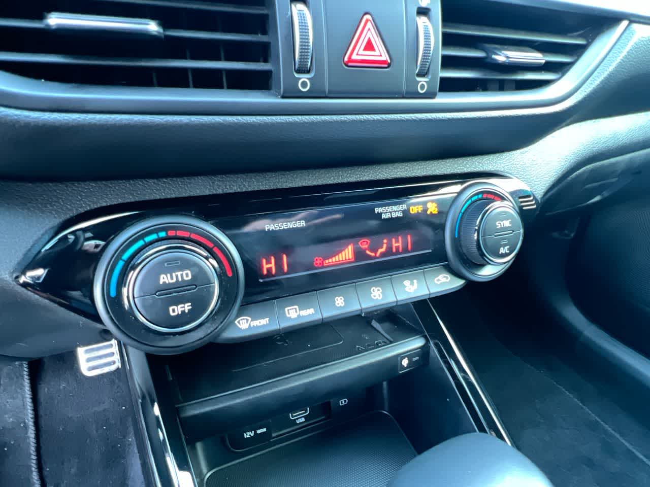 Thumbnail: 2024 Kia Forte - 19