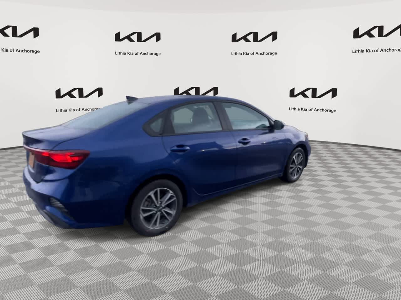 Thumbnail: 2023 Kia Forte - 8