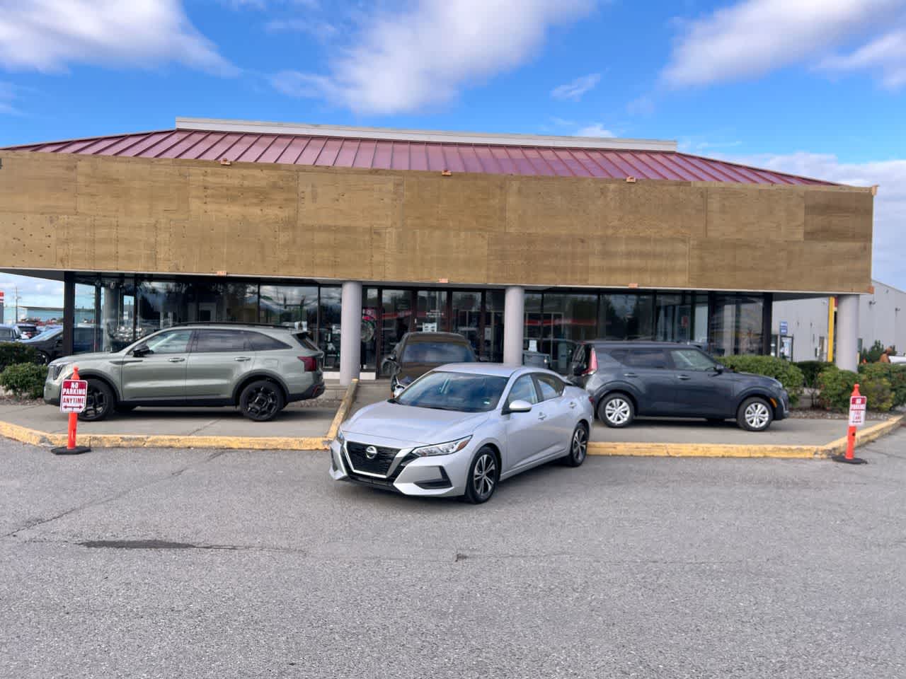 Thumbnail: 2021 Nissan Sentra - 1