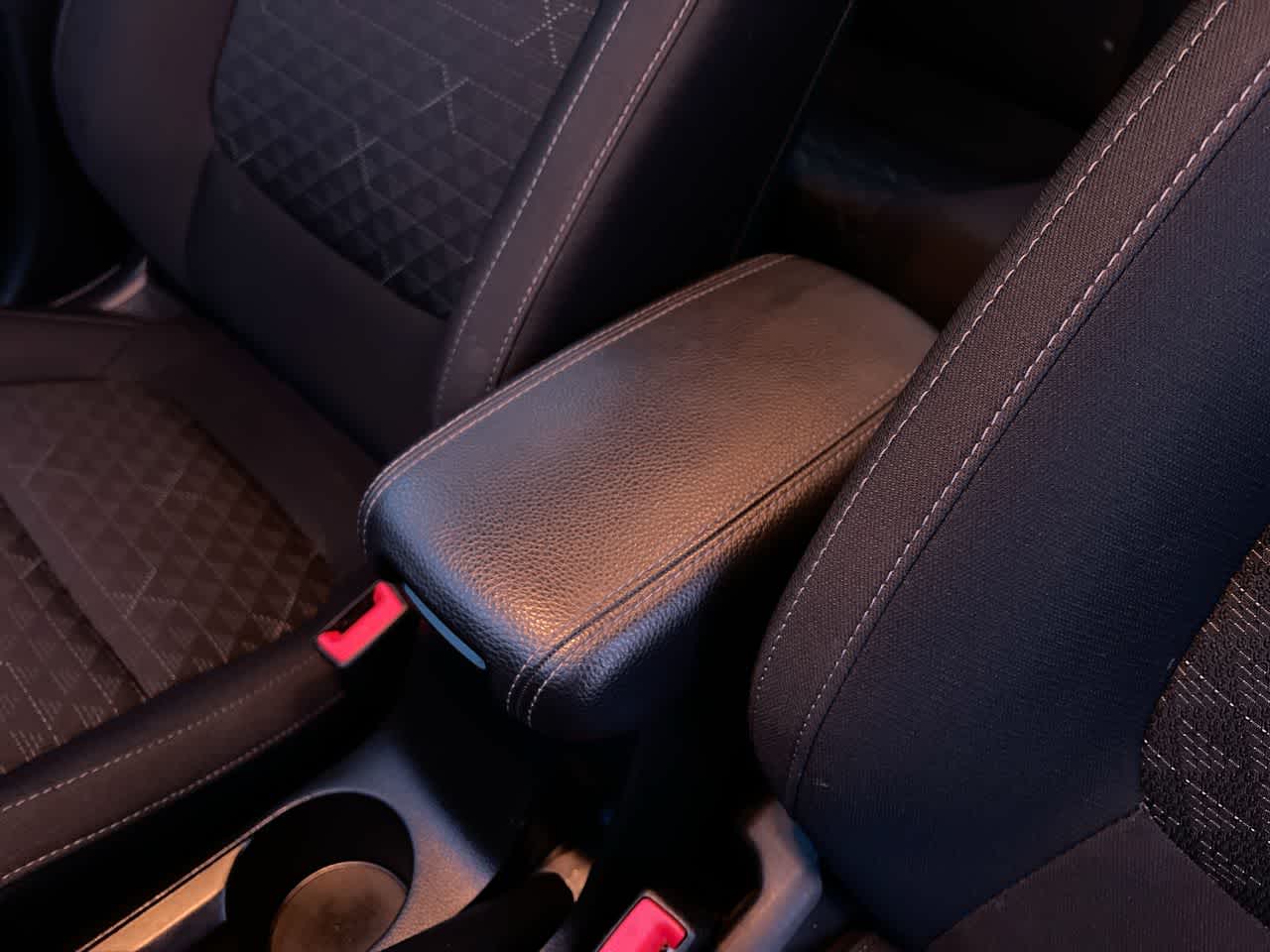 Thumbnail: 2023 Kia Rio - 21