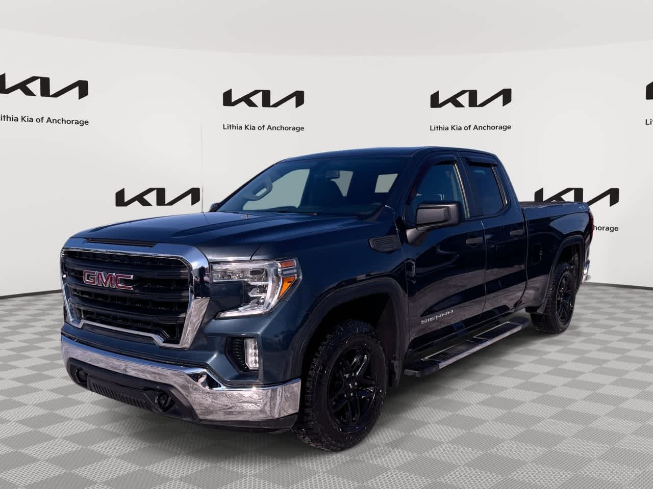 2019 GMC Sierra 4WD Double Cab Standard Box's photo