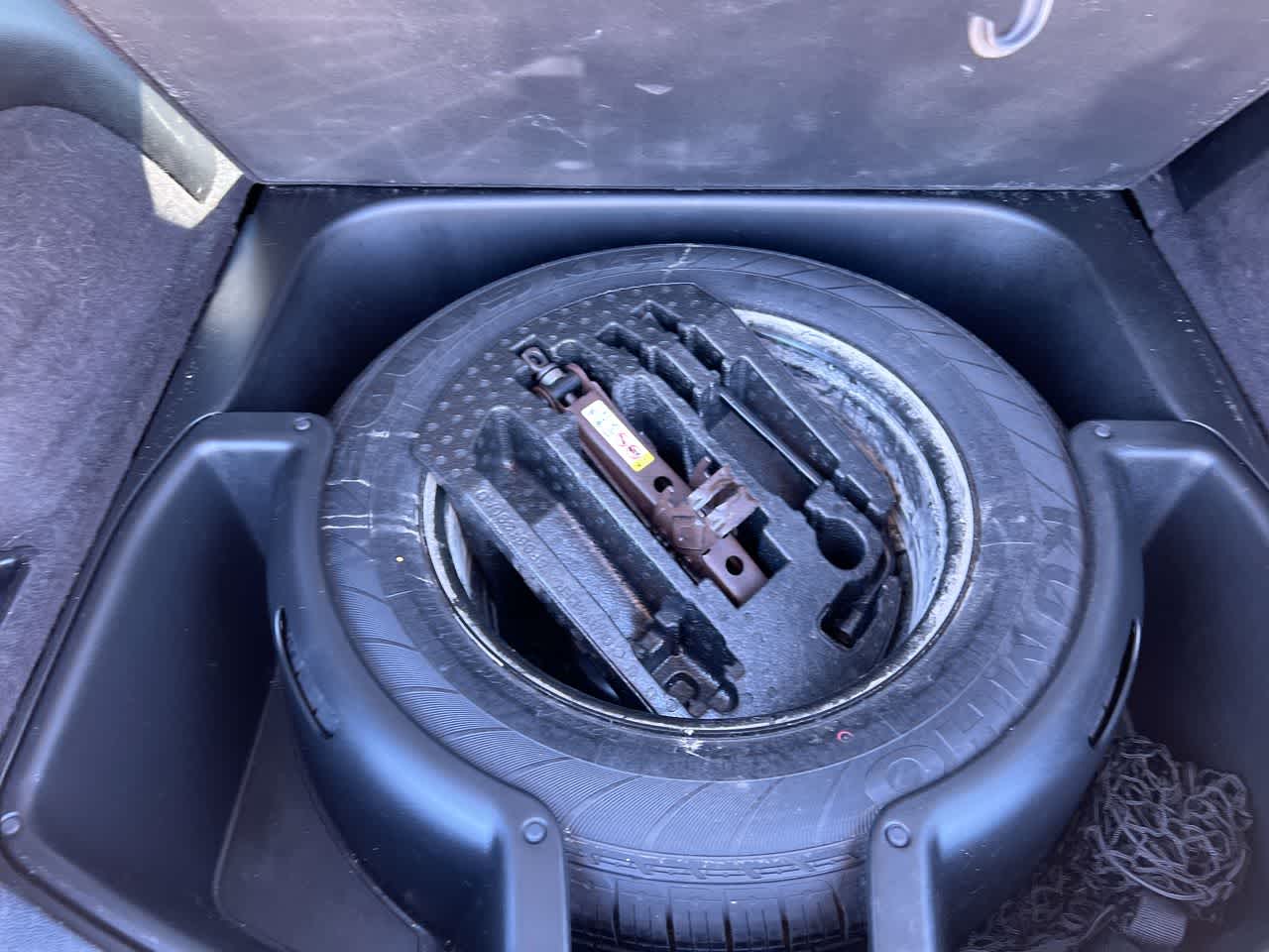 Thumbnail: 2012 Jeep Grand Cherokee - 26
