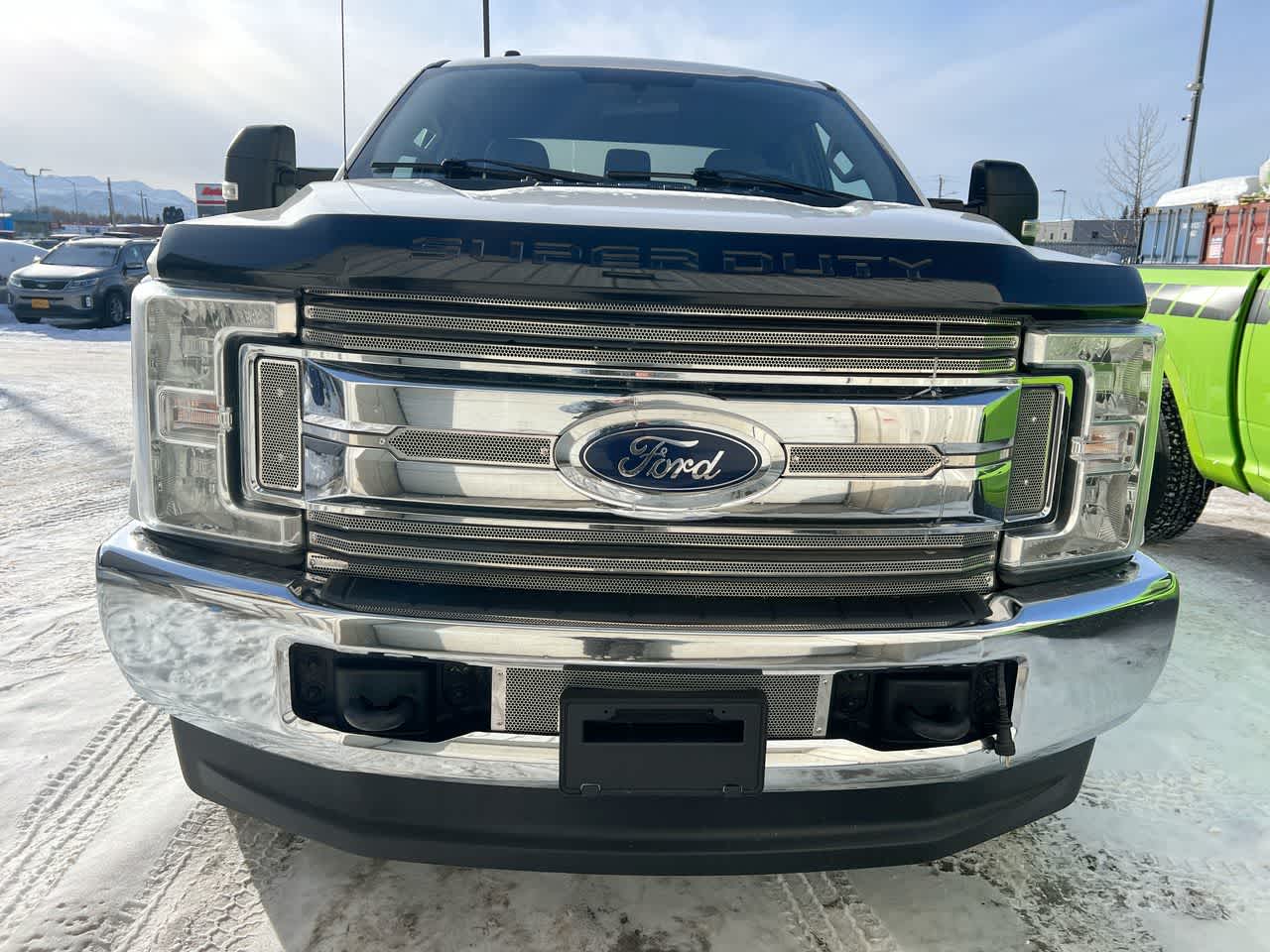 Thumbnail: 2019 Ford F-350 - 28