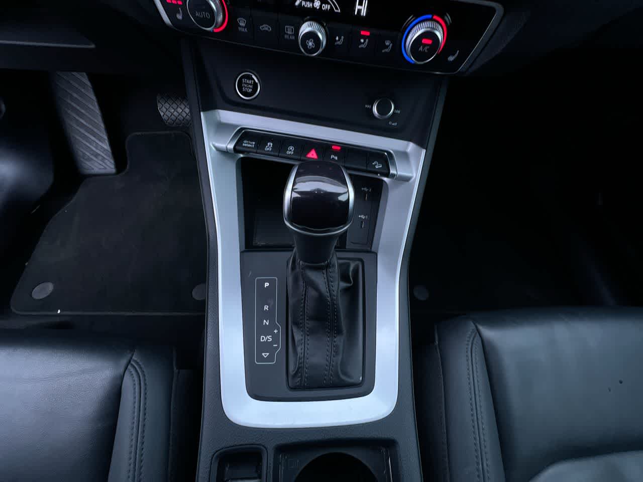 Thumbnail: 2023 Audi Q3 - 20