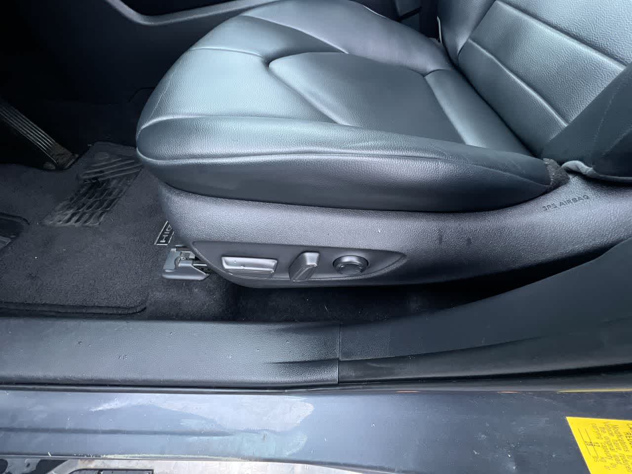 2020 Toyota Highlander XLE 12