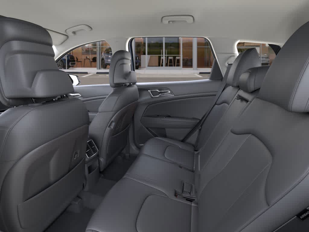 2025 Kia Sportage EX 18