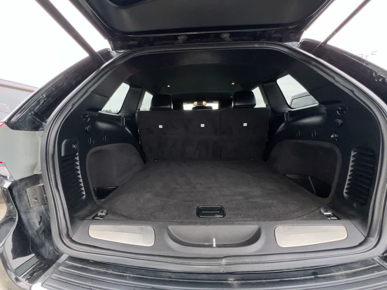 Thumbnail: 2019 Jeep Grand Cherokee - 24